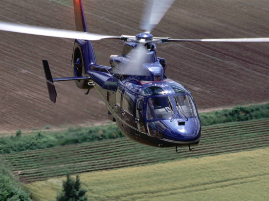 R/H PLEXI WINDSHIELD CLEAR (6MM) | P/N: 365A25-3020-87